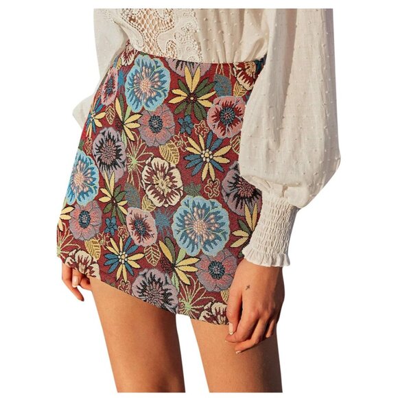 🌸3/$15🌸Casual Brocade Bodycon Short Skirt Floral Pattern Medium - Picture 1 of 4